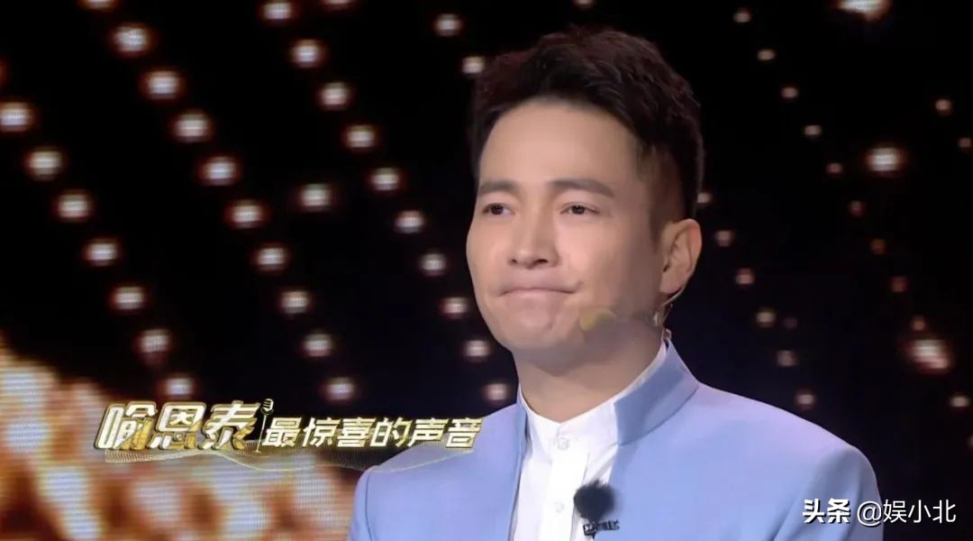 成名后爸爸去世，不婚却爱上小10岁女主播，“吕秀才”的跌宕人生