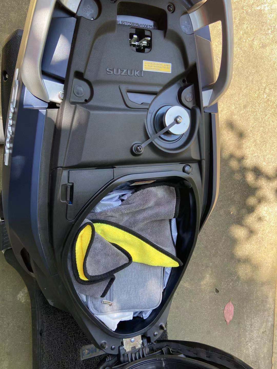 给我的新伙伴代步踏板摩托车铃木UY125记录点点滴滴