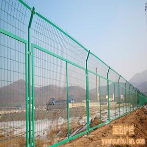 护栏网体育围网生产厂家,护栏网厂家体育场围栏