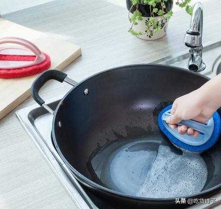 新锅不用猪油如何开锅,新锅如何开锅不用猪肉