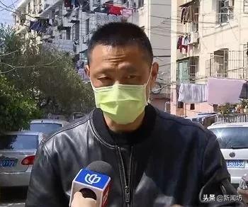 练水上漂，踏“梅花桩”，上海一小区居民出个门太难了