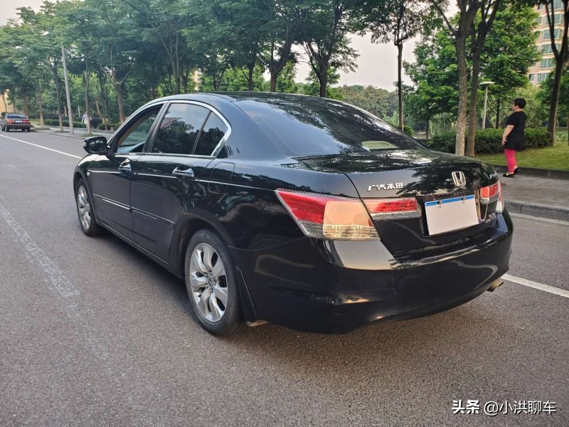 2012年极品雅阁2.4,本田雅阁幻夜锐智版2021款落地价