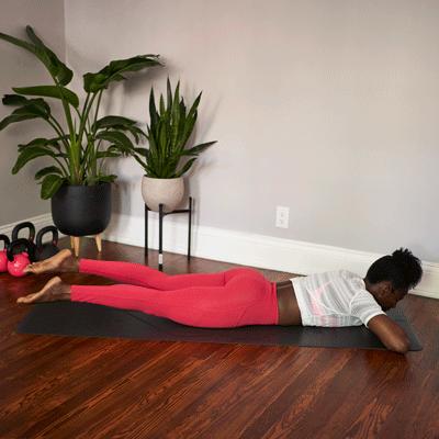 每天后踢腿30分钟可以翘臀吗,后踢腿是翘臀的最有效动作