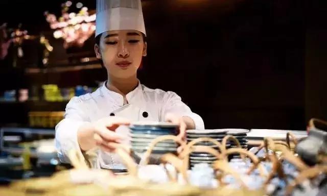 酒店夜间突发事件处理流程,中餐酒店突发事件处理流程