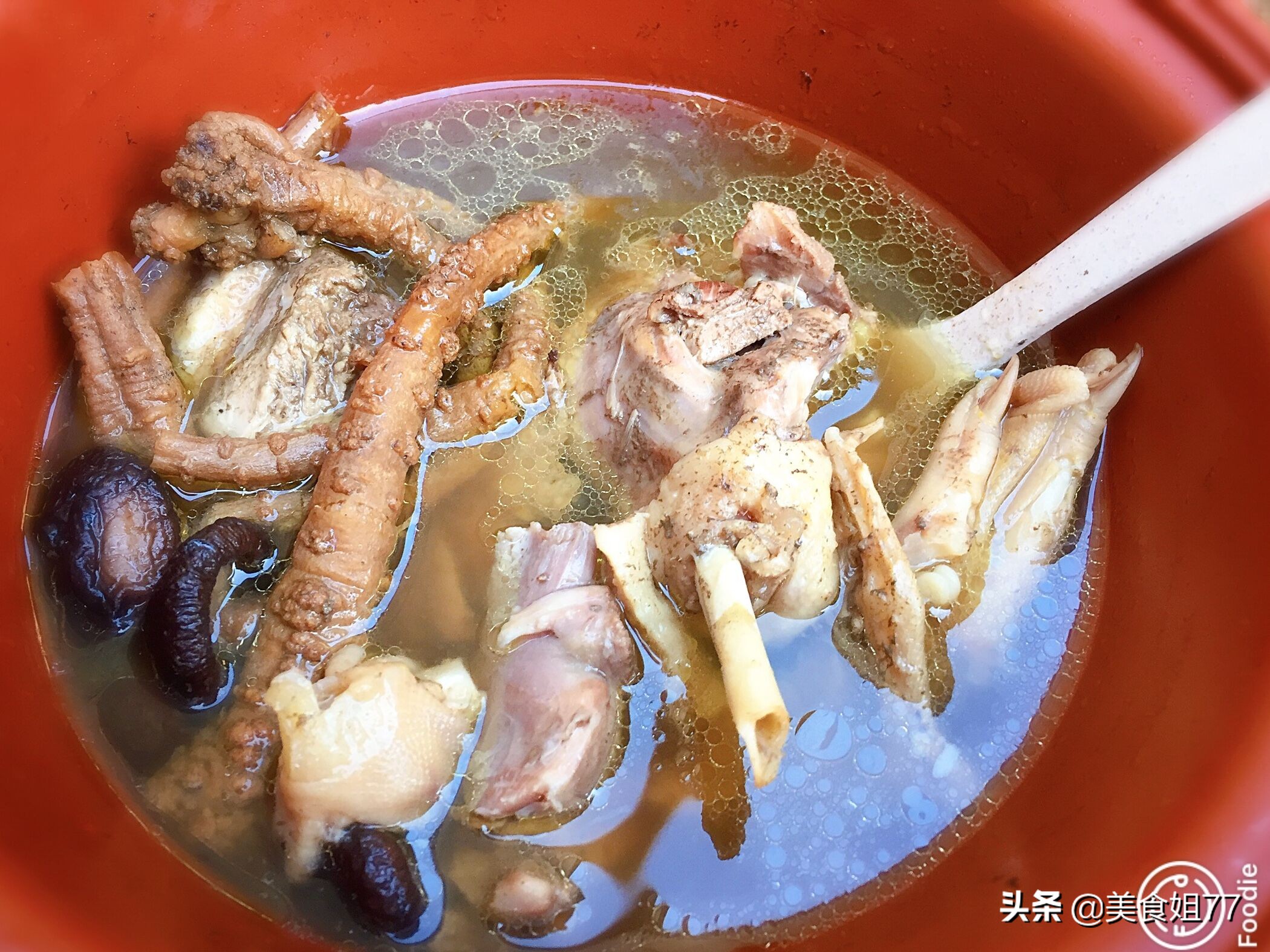 什么炖老鸭汤好喝,冬日滋补老鸭汤