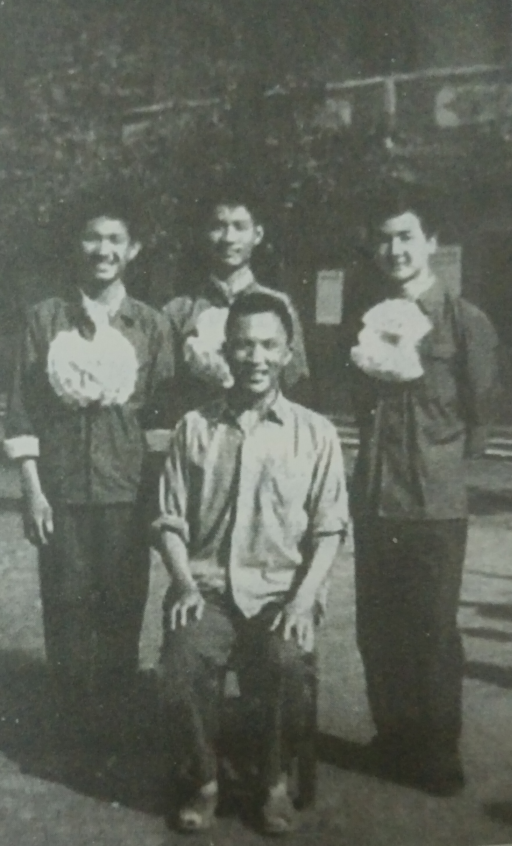 聂海胜：16岁丧父，曾想停学帮妈妈，被“逼”复学后边上学边打工