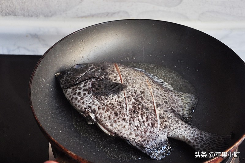 简单又好吃的炖鱼做法,微辣炖鱼