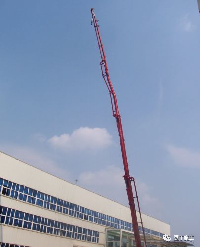 泵送混凝土怎样不堵管,混凝土输送泵堵塞怎么处理