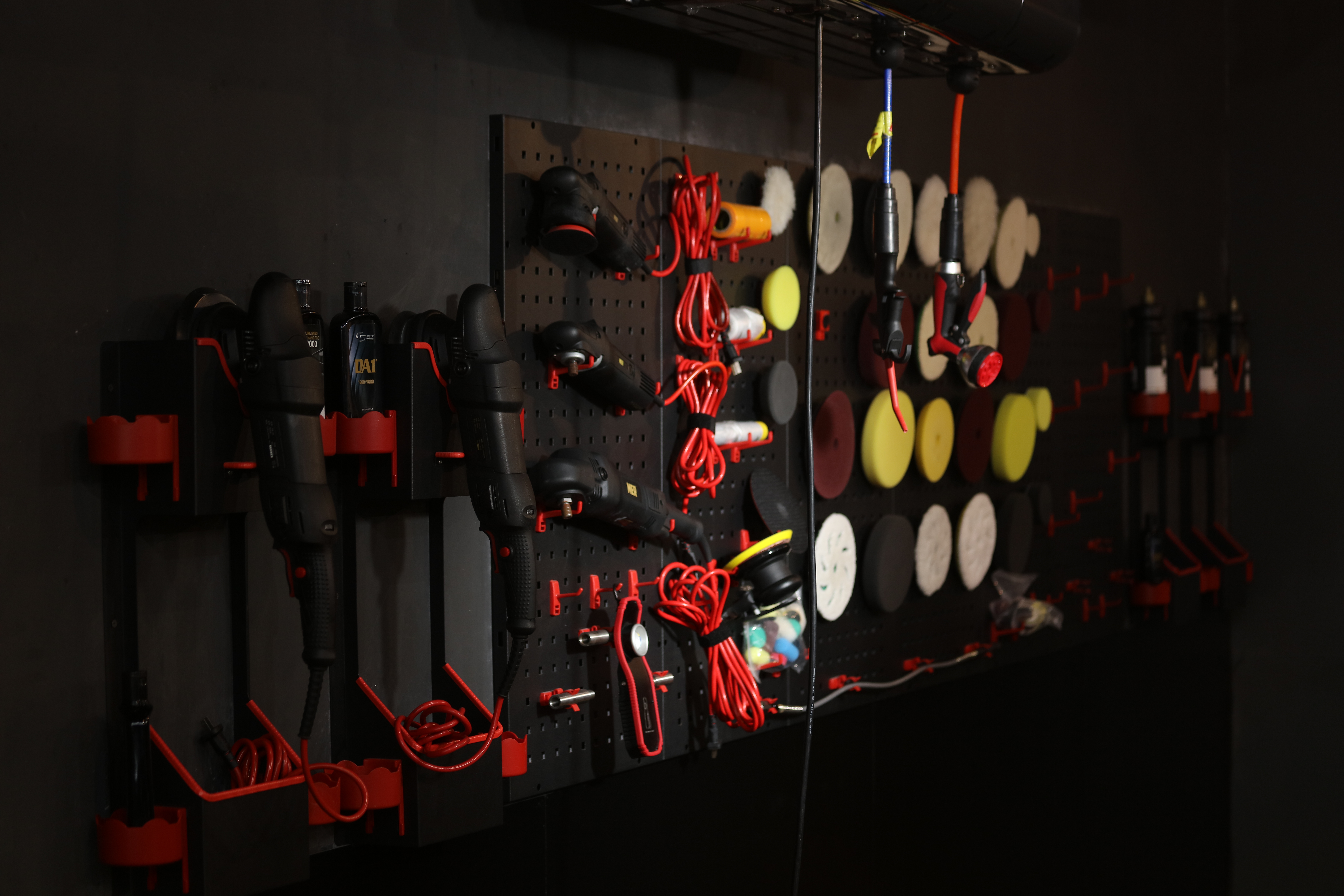 小汽车抛光打蜡镀膜镀晶封釉,打蜡后封釉镀膜镀晶有必要吗