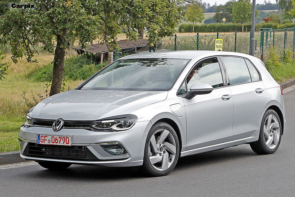 大众id32024款和2023款区别,大众朗逸2024款和2023款区别