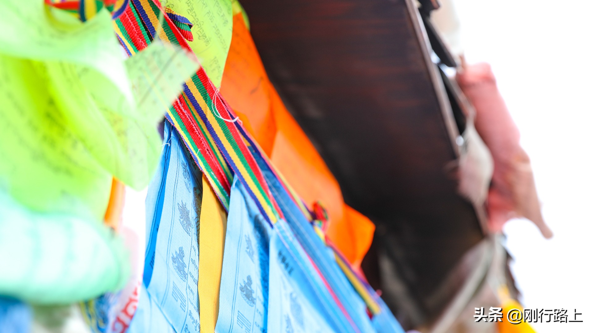 鄂尔多斯的伊克昭敖包,被誉为中国第一敖包,免费开放