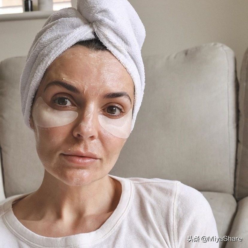 懂护肤的女人都只回购这几款,25岁的女生这样护肤不走弯路