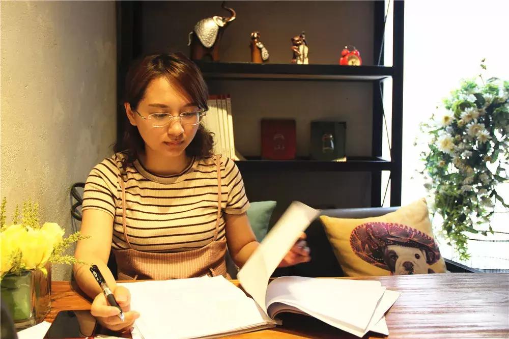 三尺讲台上的梦想,三尺讲台是我的梦想