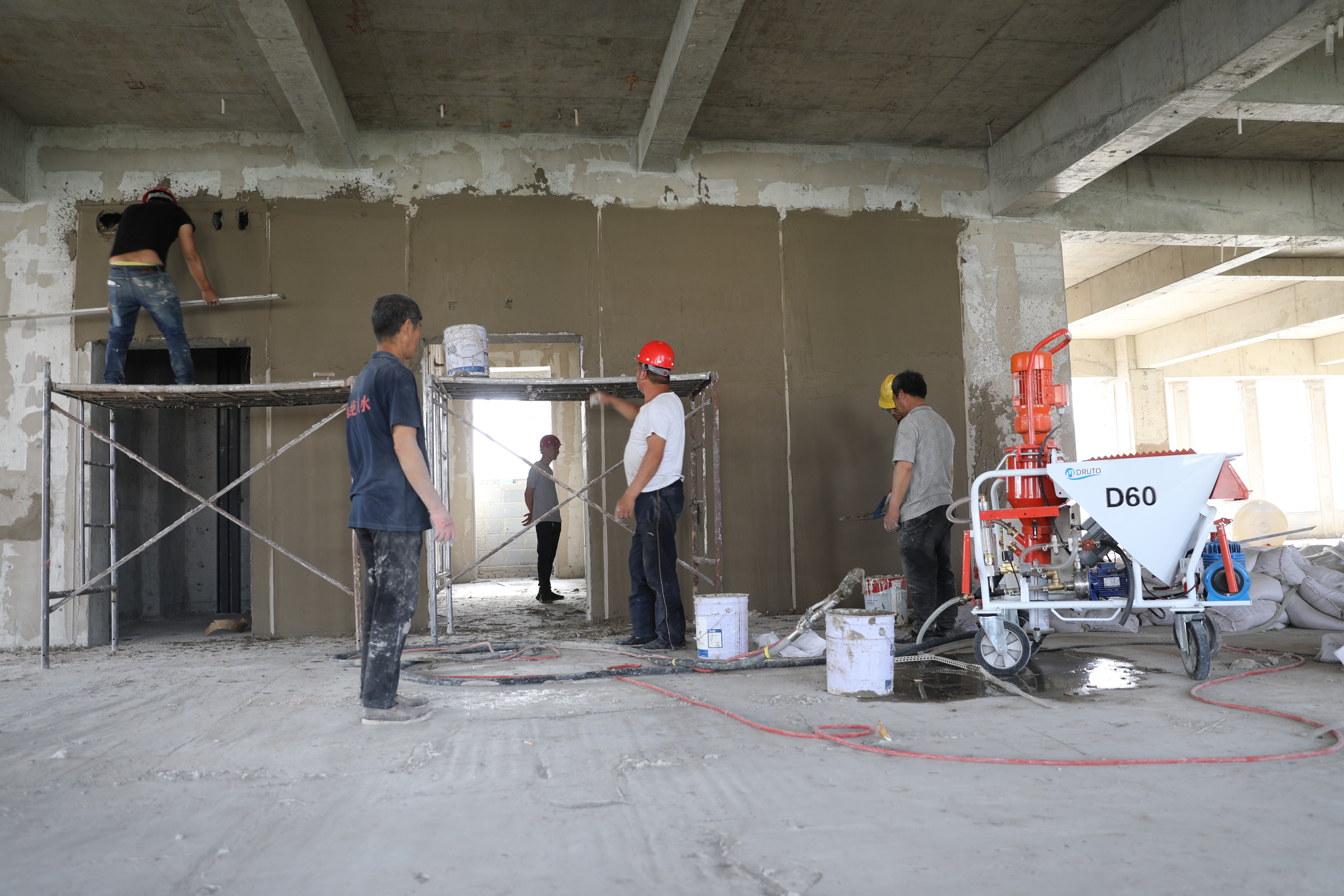 石膏喷涂机施工视频,石膏喷涂机的优缺点