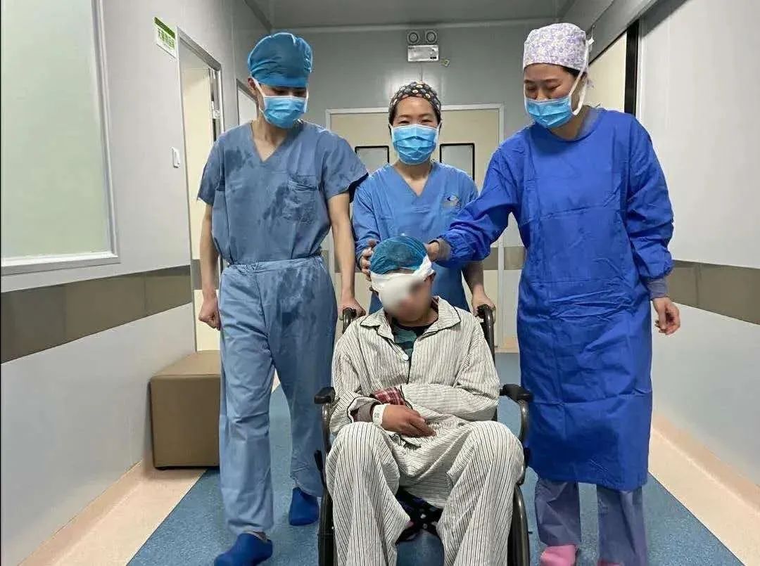 紧急救援之眼球脱落,紧急救援小男孩眼睛失明