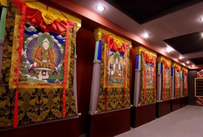 行走高原的藏医，其实博大精深，1200年前便发明了治疗癌症的方法