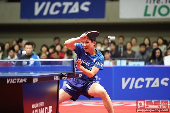 推下旋球技术示范与讲解,如何练习拉下旋球