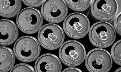 79岁的老太太创业的传奇人生,63岁创业老太太