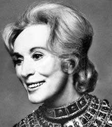 雅诗兰黛从贫民窟走出来的女孩,雅诗兰黛是怎么起家的