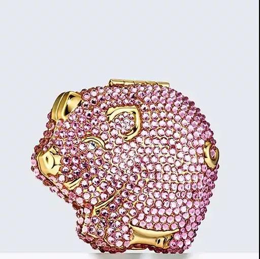 看了这些猪年纪念款，外国设计师对中国风怕是有什么误会吧