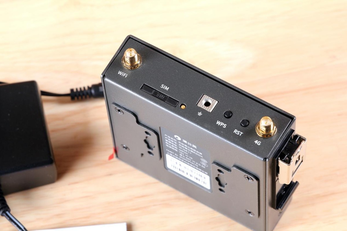 蒲公英4g工业级无线路由器r300,蒲公英r300a4g路由器网速测试