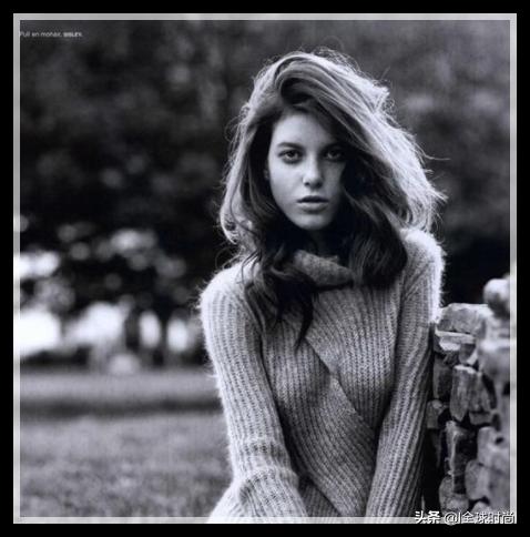 │全球时尚│唐人街的黑白影像记录她的美——超模TatiCotliar