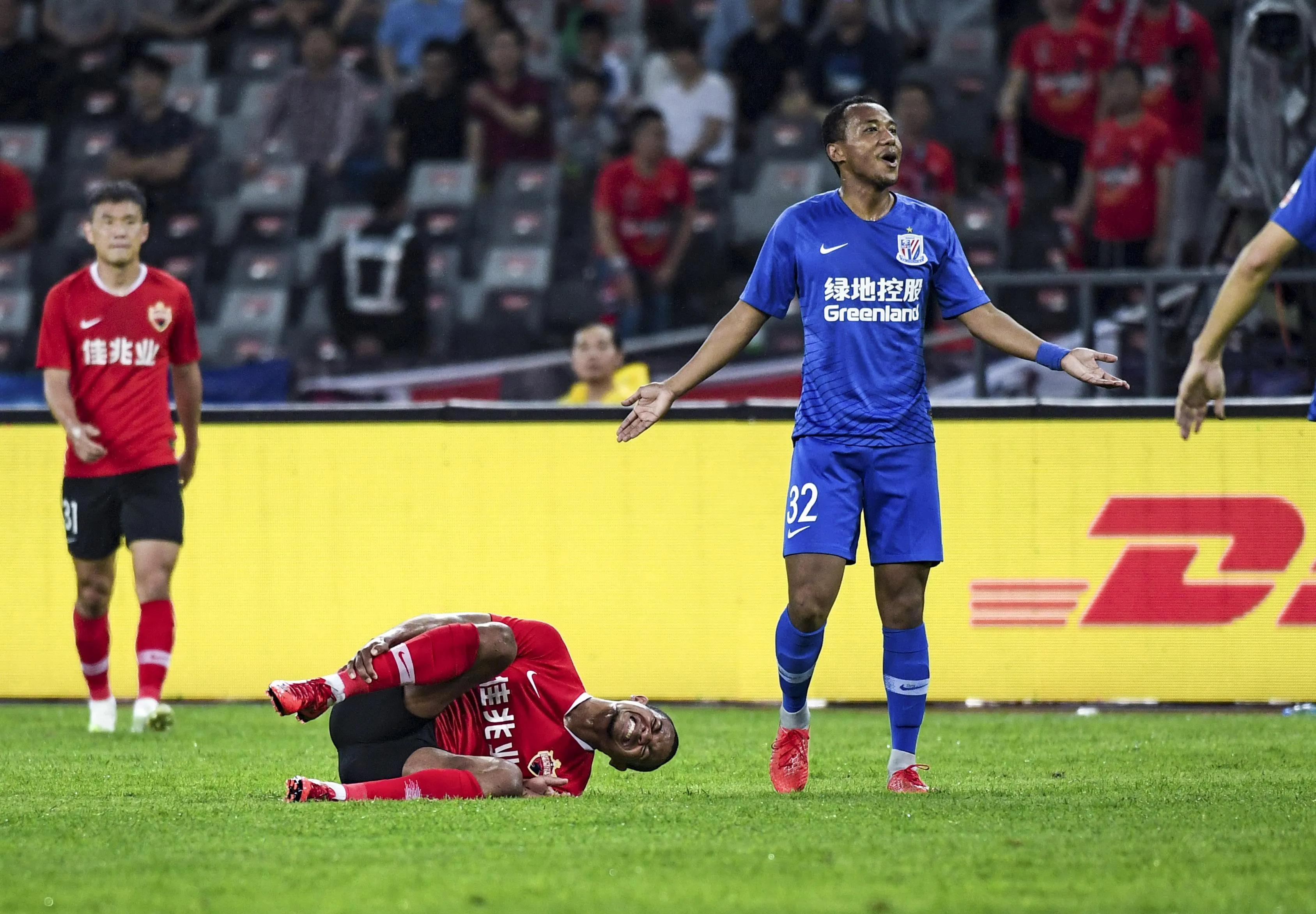 涓秴璧涘満涔辫薄涓涚敓,涓秴鍚勭涔辫薄鍒嗘瀽