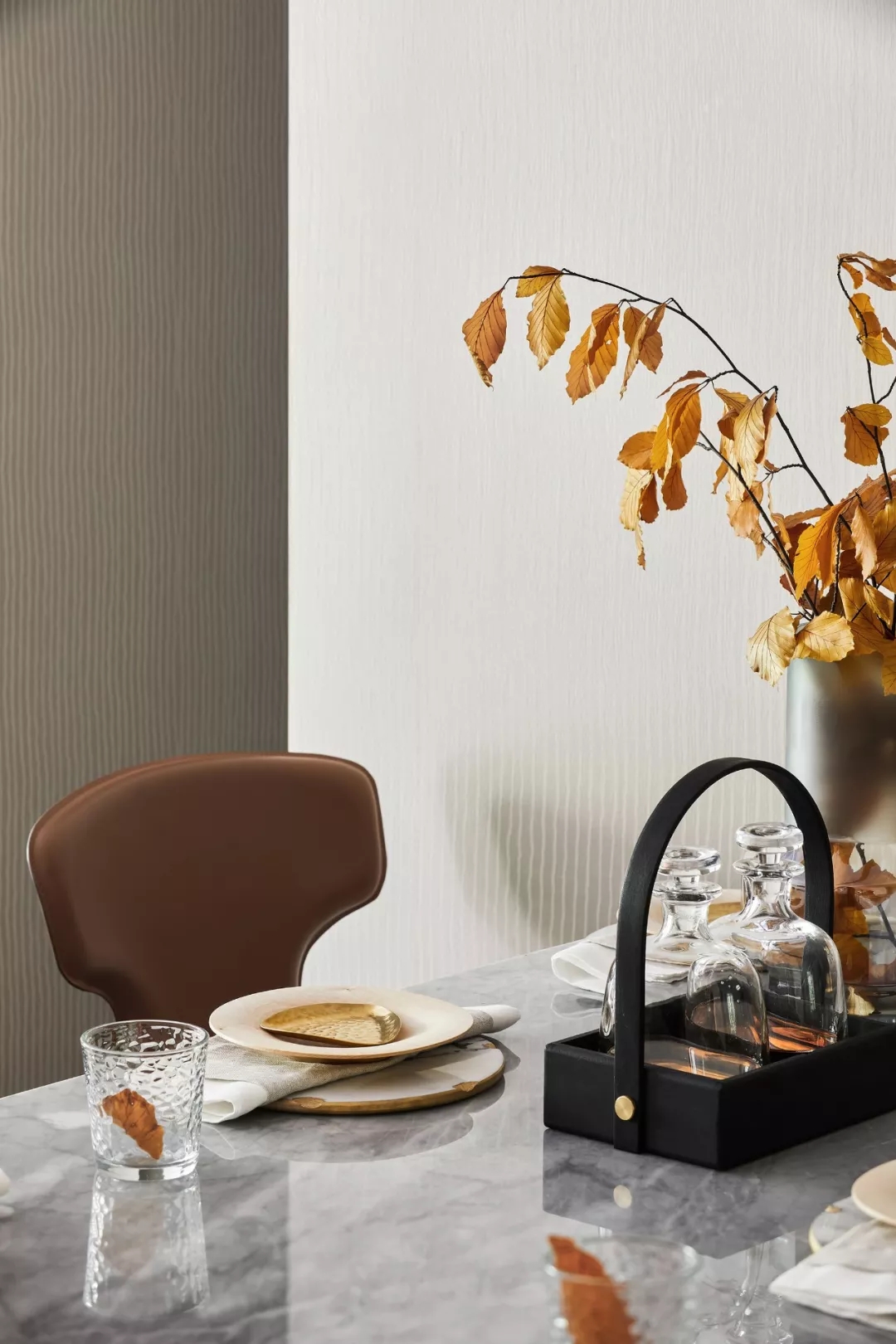 温柔不失高级的现代简约风住宅,住宅的现代简约主义风格