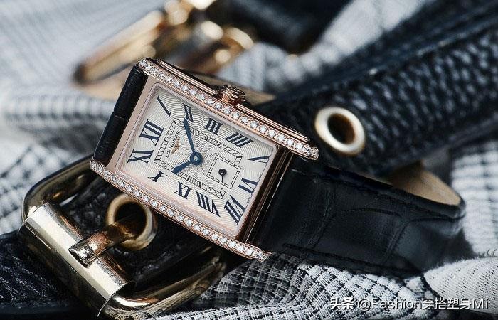 怎样挑选符合自己气质的手表女款,女士手表哪几款大气