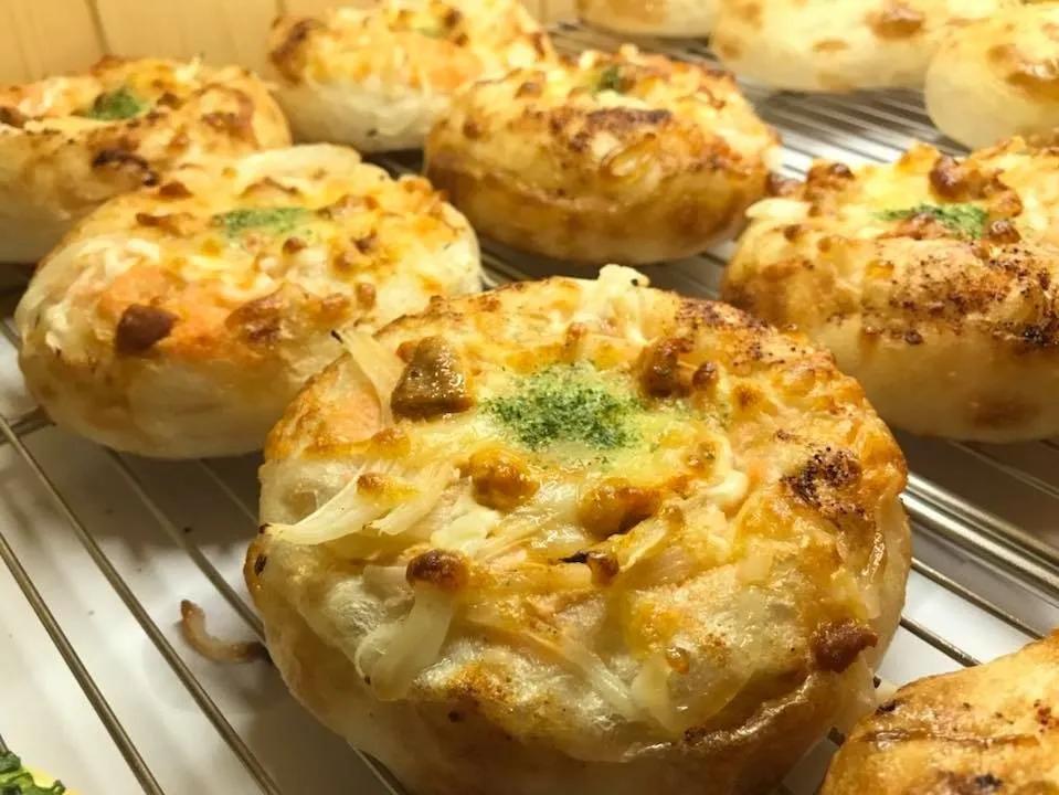 最近最火爆的面包店,老牌面包店探店