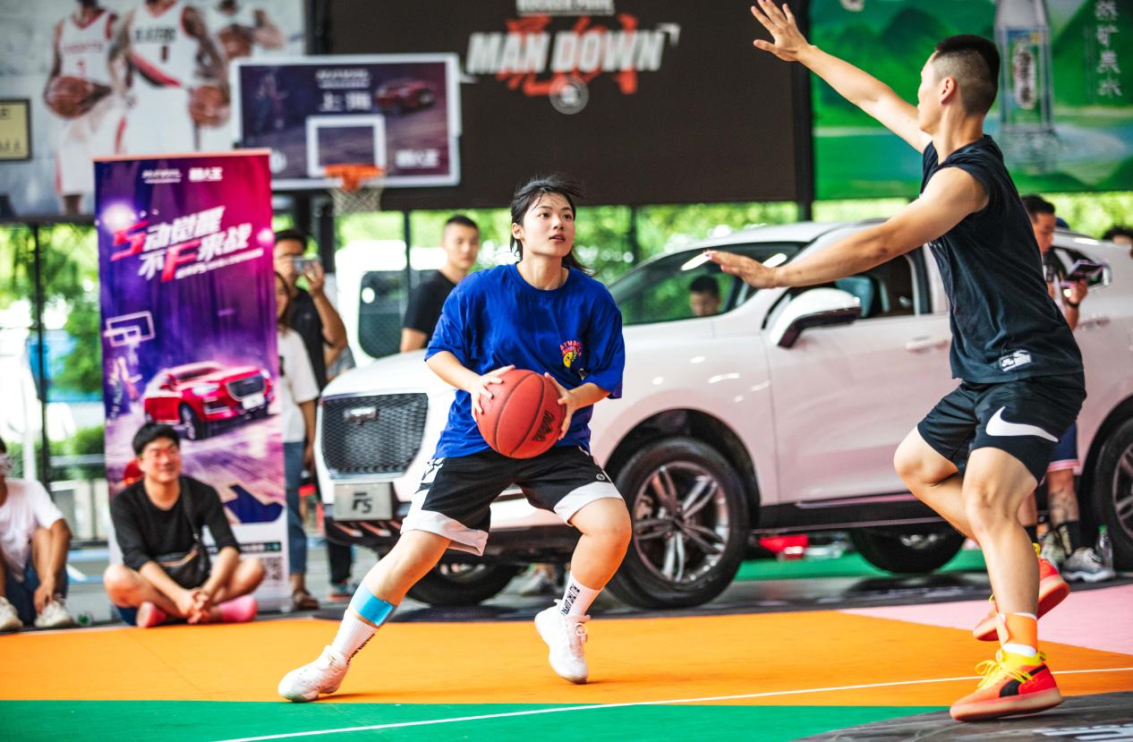 哈弗f5跟路人王,哈弗f5路人王挑战赛视频