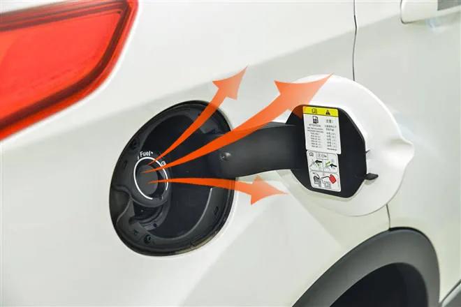 油压过高打开油箱盖,汽车油箱油压高怎么回事