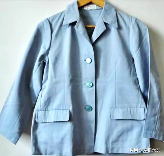 泪目的照片图片,泪目老人图片