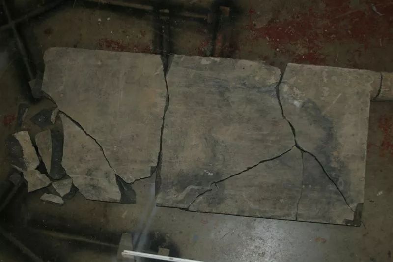 午夜时分，西安长安区一村子的古墓里突然发出一声巨响！而墓主人竟然是唐玄宗曾经最宠爱的女人，不是杨玉环