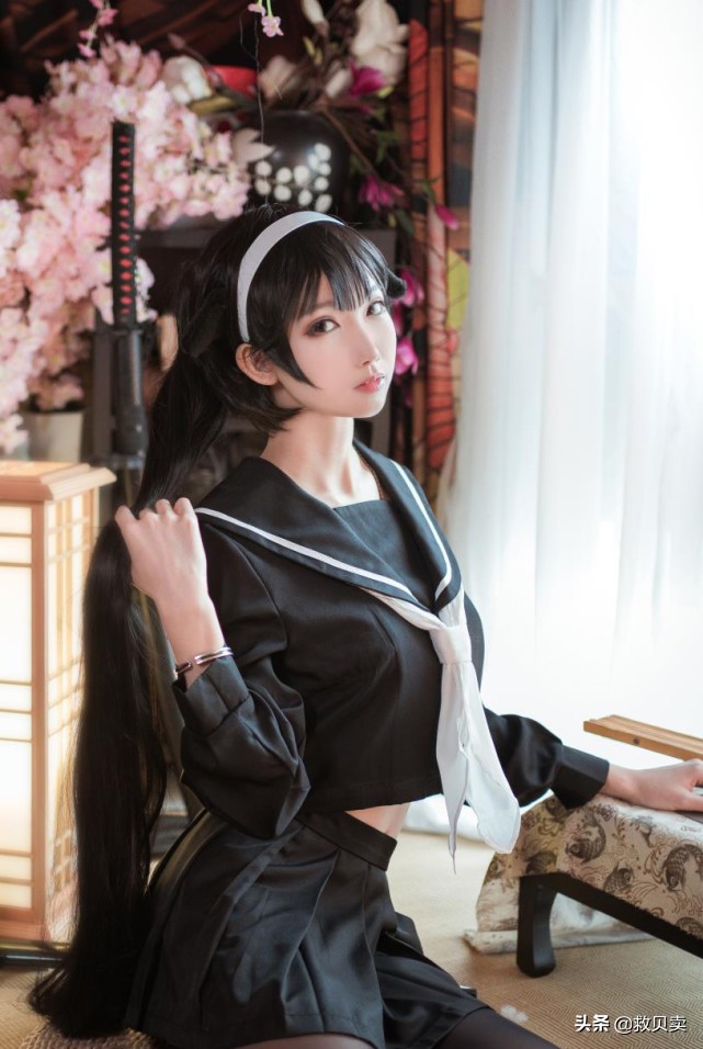 职业coser收入,靠cos赚钱但是变胖的coser