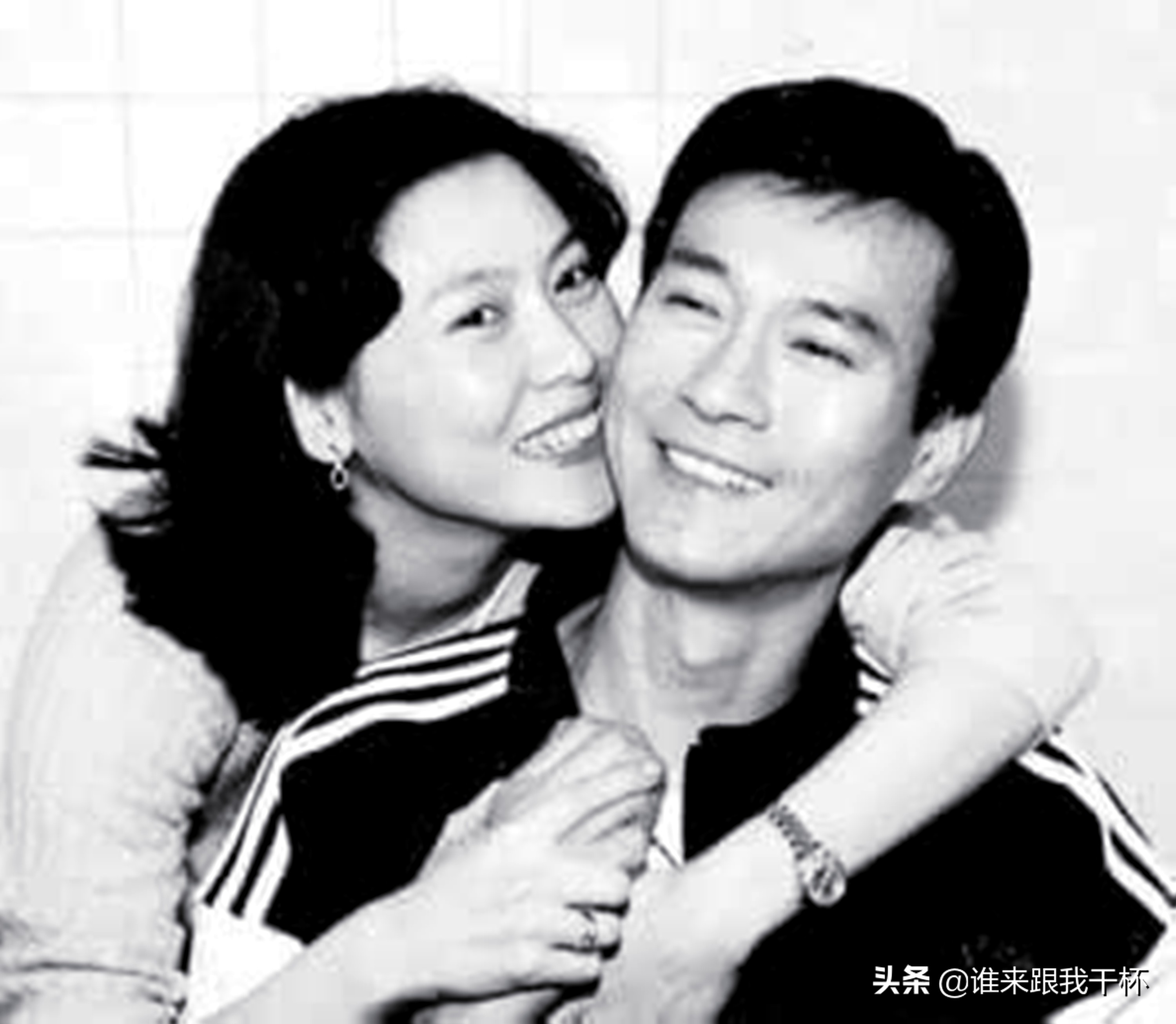 黄霑与郑少秋,郑少秋与黄霑