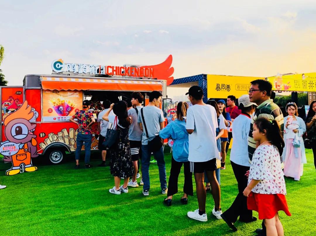 关于鸡装箱炸鸡，迷之传说的老板终于高调现身