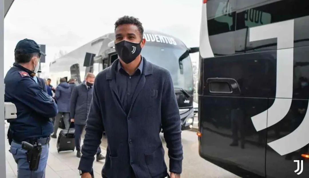 布冯重返意大利国家队,博格巴vs布冯