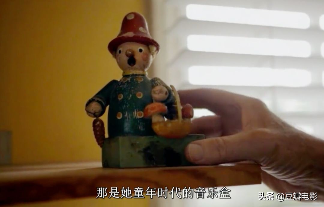 首位全裸出镜，这好莱坞*星艳**竟是wifi之母《*物尤**：海蒂·拉玛传》