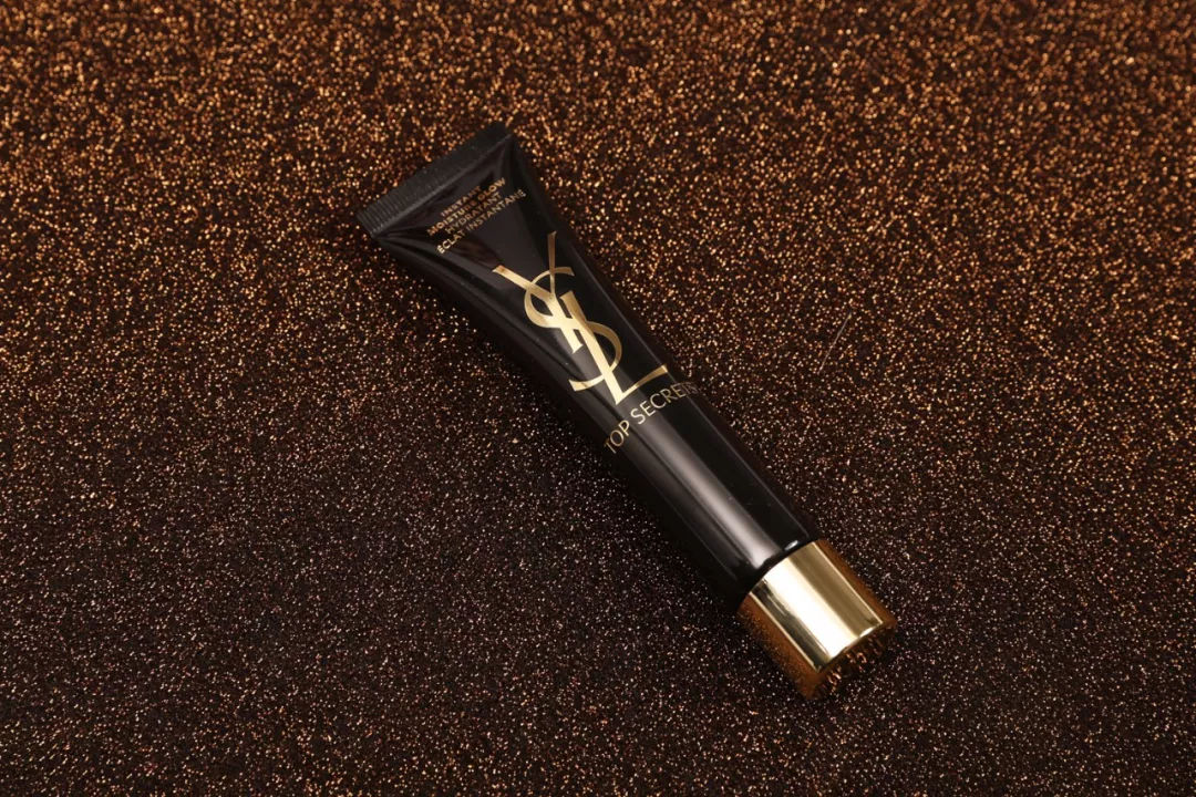 ysl好用的单品,ysl最近很火的女包