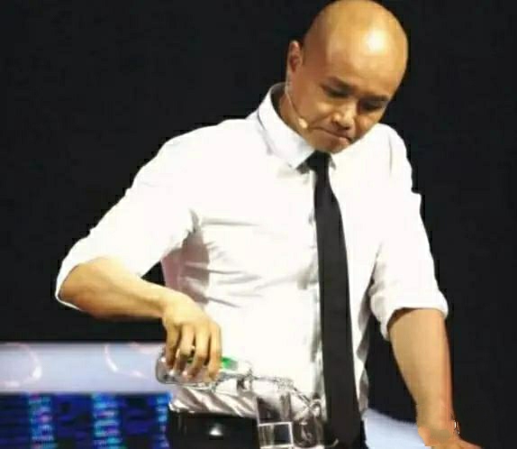 乐嘉自命不凡,乐嘉自负