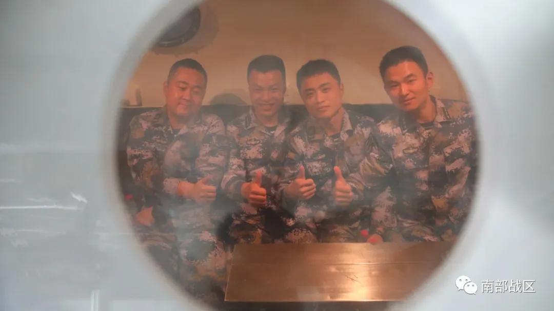 大深度减压潜水,大深度饱和潜水试验