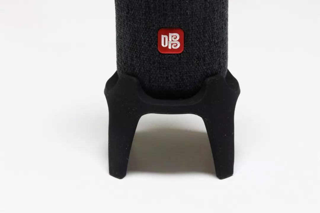 不出门就可以K歌,好嗨哟!唱吧麦克风评测