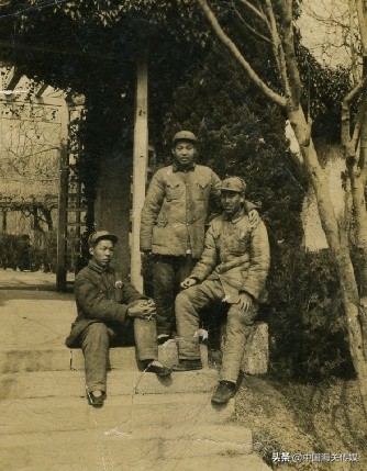 中国海关红色档案故事|青岛解放后中国*产党共**对海关的接收与改造（上）