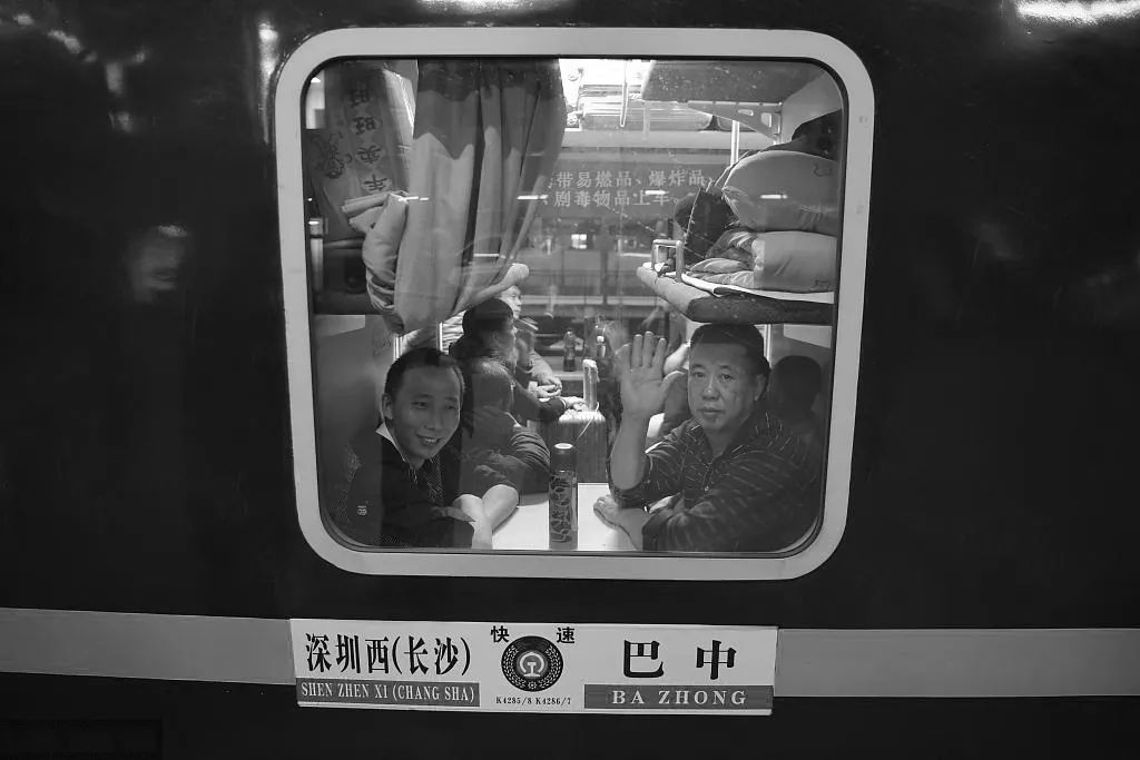 两月狂收几十万,这群黄牛才是隐藏的技术流