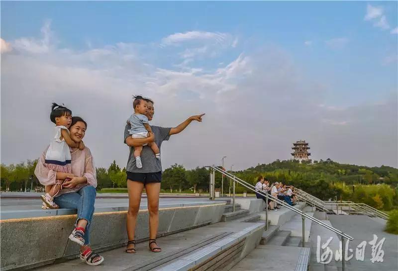 鍞愬北鍗楁箹缁樼敾浣滃搧,鍞愬北鍗楁箹缇庢櫙鏂囧瓧