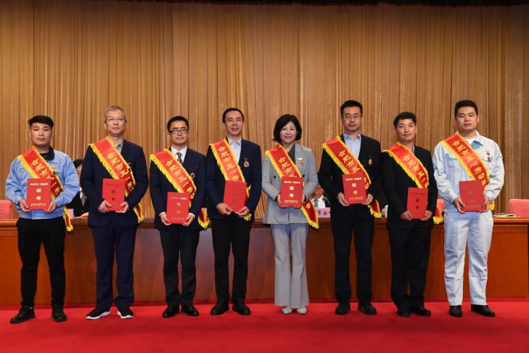 虞爱华忘我的工作态度,虞爱华演讲蔚来