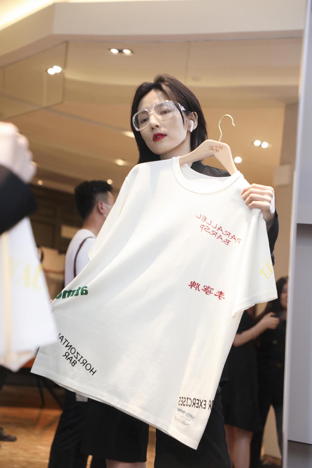 李宁冬季最新爆款,李宁日本兵服装价格