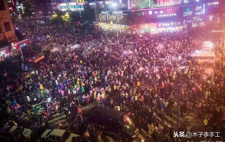 七彩莲花挂件的编法,梅花挂件编法教程