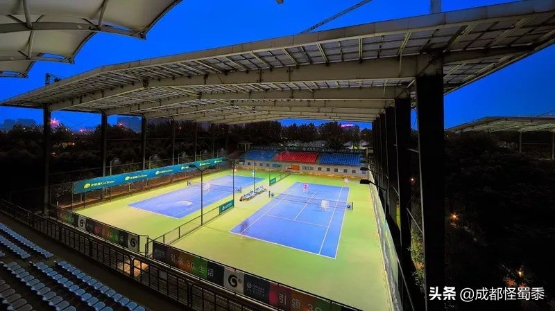 成都室内大型运动场地,周末可以打羽毛球的场子